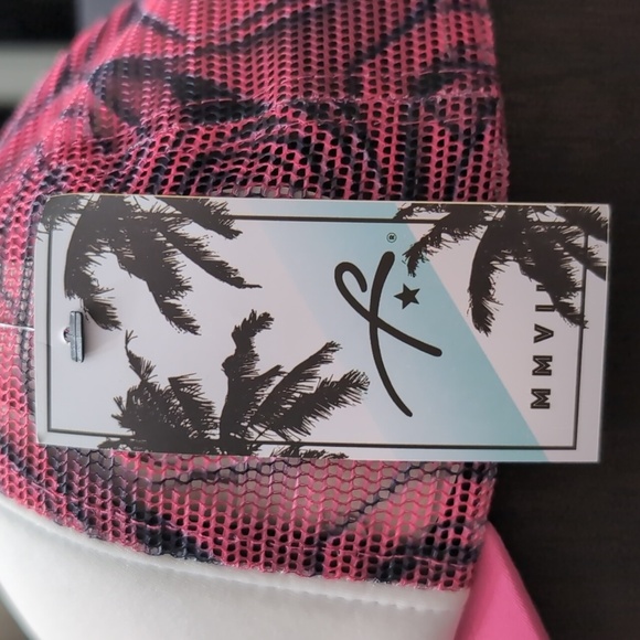 Grace Folly, DePaul & Fitzgerald Design Women's Pink/White Trucker Hat,NWT. - Picture 6 of 9